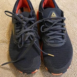 Reebok CrossFit size 6.5. Worn once.